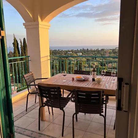 Apartman Helios, Kaligata - First Floor Metaxáta