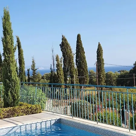 Helios, Kaligata - First Floor Apartment Metaxata